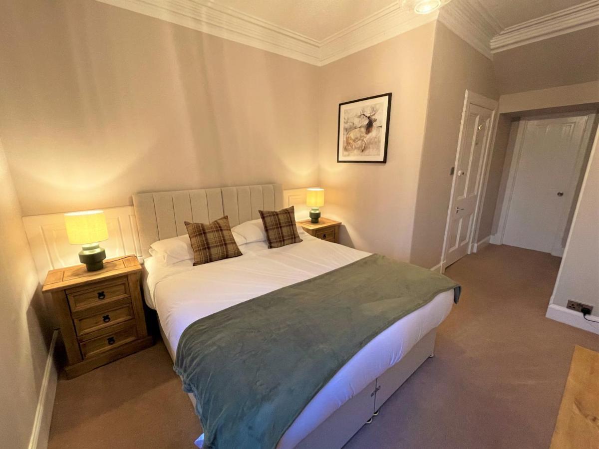 Navidale House - Bed, Breakfast & Bar Hotell Helmsdale Exteriör bild