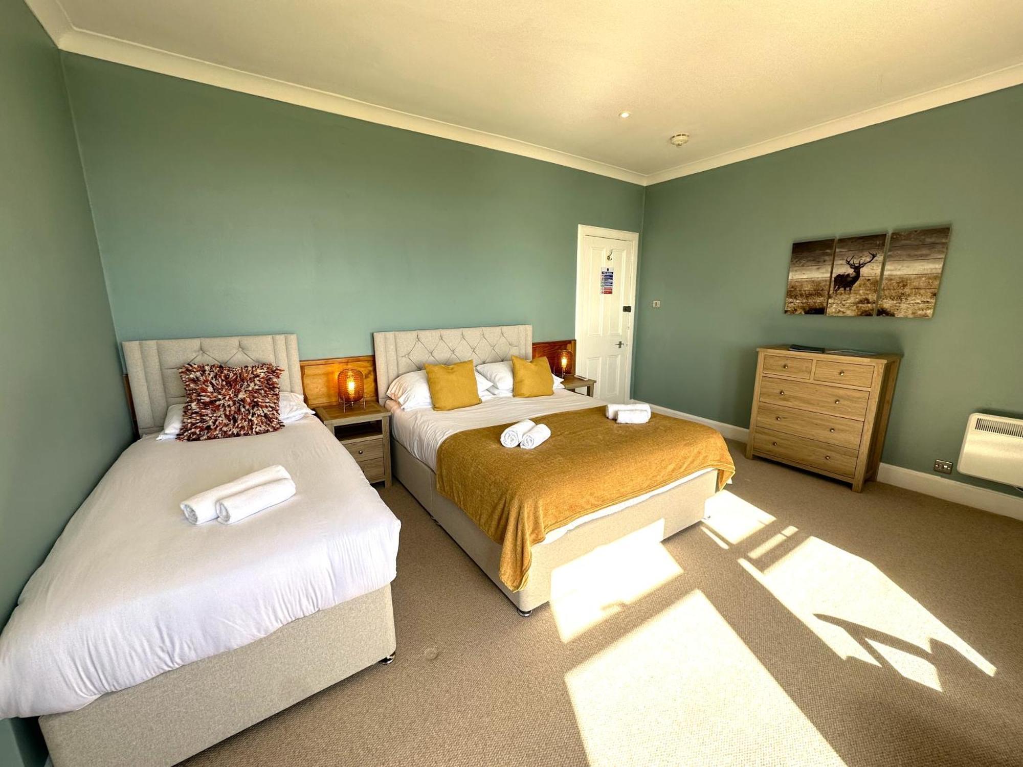 Navidale House - Bed, Breakfast & Bar Hotell Helmsdale Exteriör bild