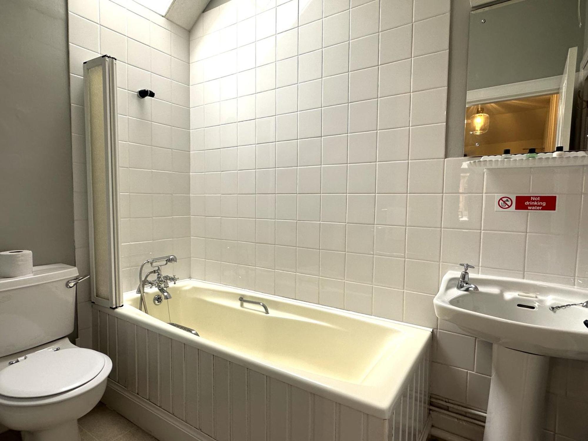 Navidale House - Bed, Breakfast & Bar Hotell Helmsdale Rum bild
